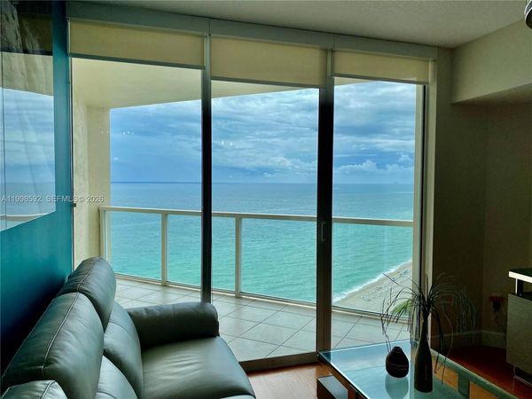 16699 Collins Ave , Unit 2510, Sunny Isles Beach, FL 33160