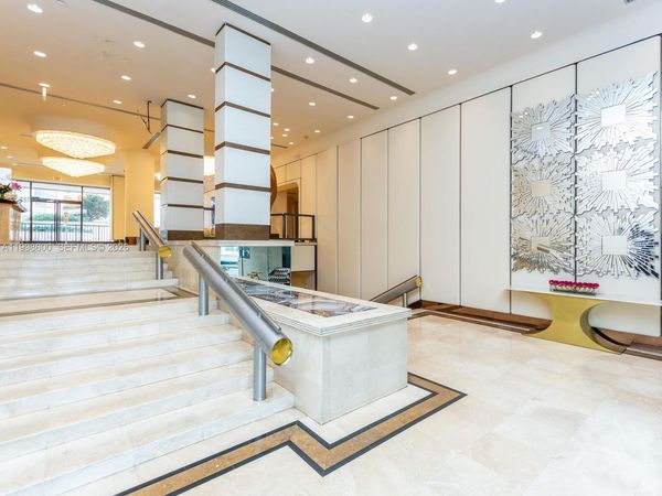 1800 NE 114th St, Unit 807, Miami, FL 33181