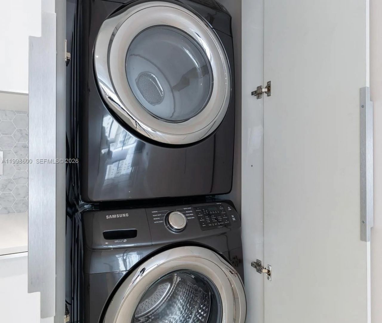 1800 NE 114th St, Unit 807, Miami, FL 33181 Photo