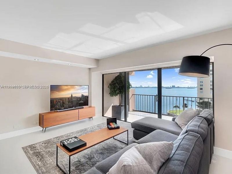 1800 NE 114th St, Unit 807, Miami, FL 33181 Photo