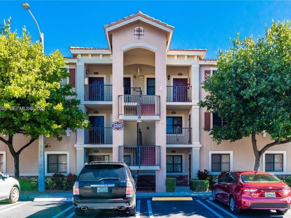 22801 SW 88th Pl, Unit 204, Cutler Bay, FL 33190