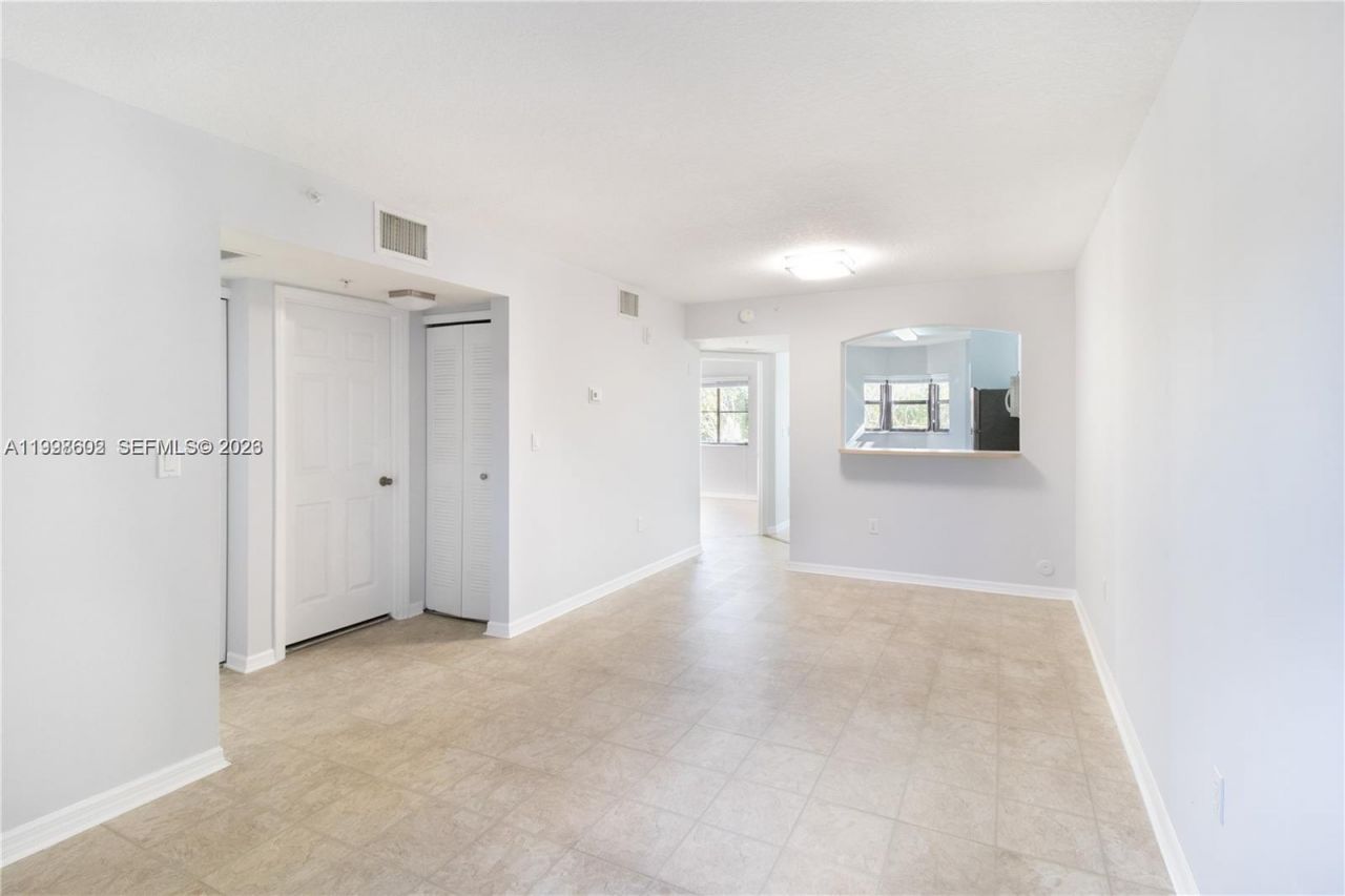 22801 SW 88th Pl, Unit 204, Cutler Bay, FL 33190 Photo