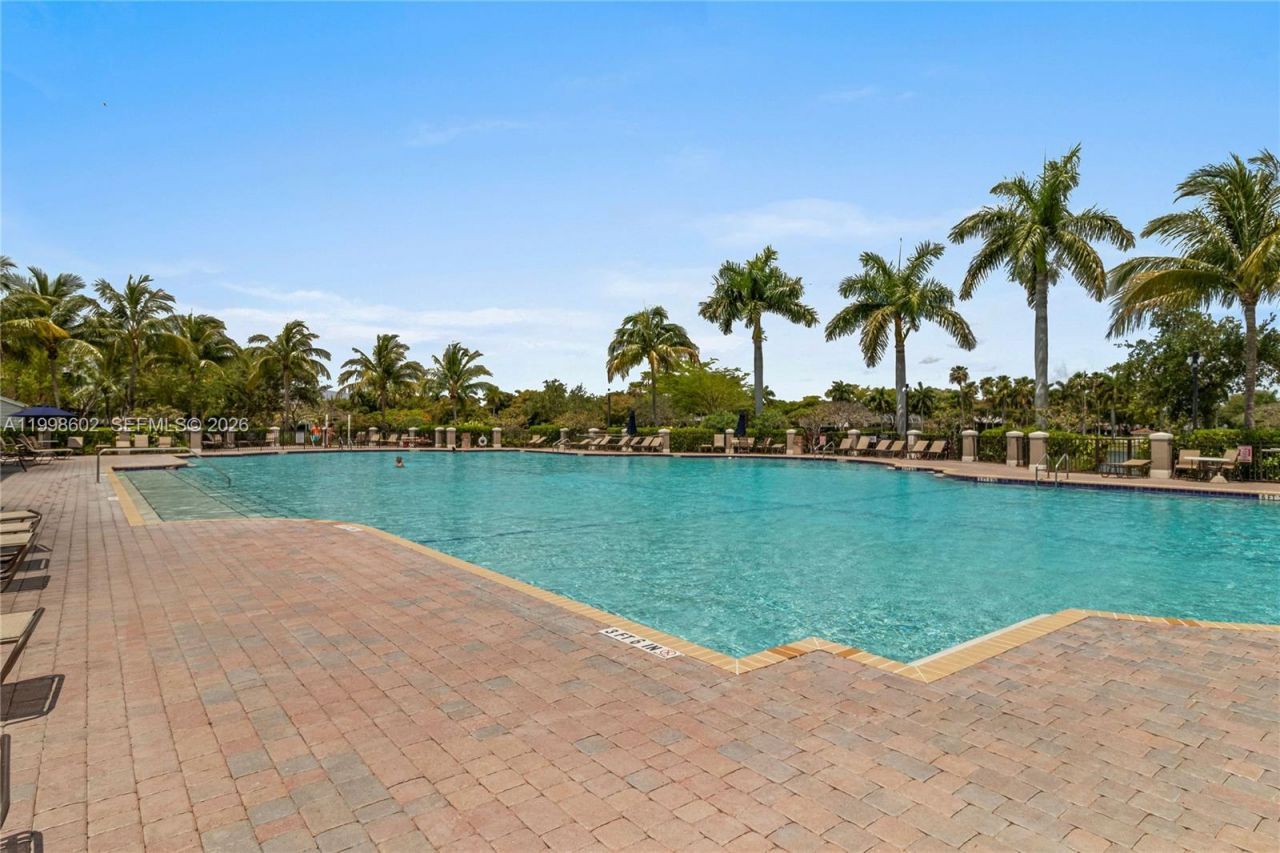 22801 SW 88th Pl, Unit 204, Cutler Bay, FL 33190 Photo