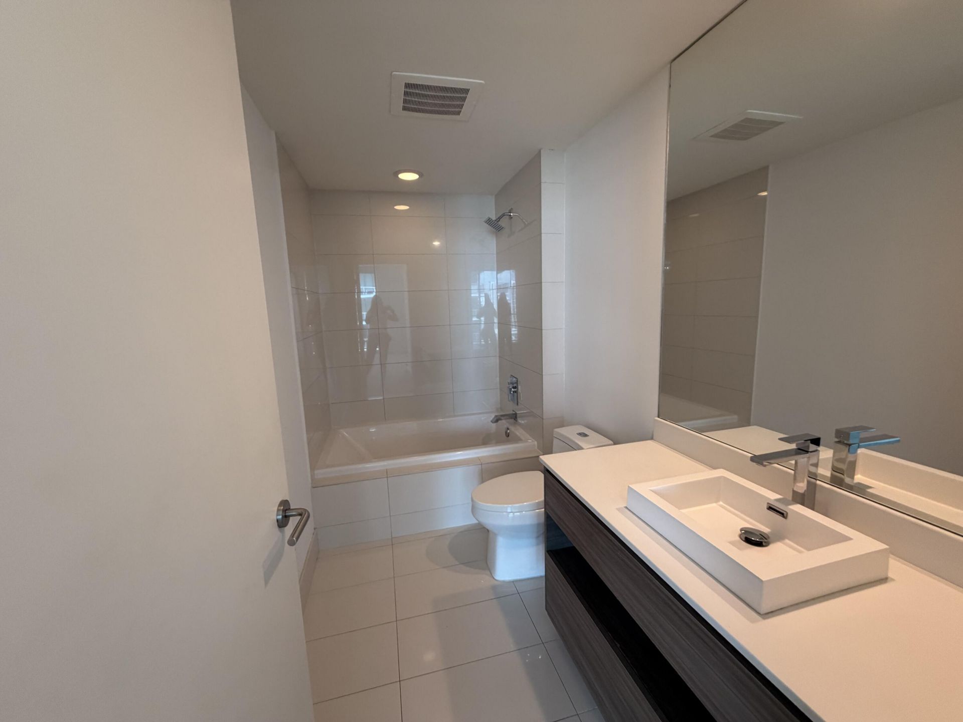 1100 S Miami Avenue, Unit 2206, Miami, FL 33130 Photo