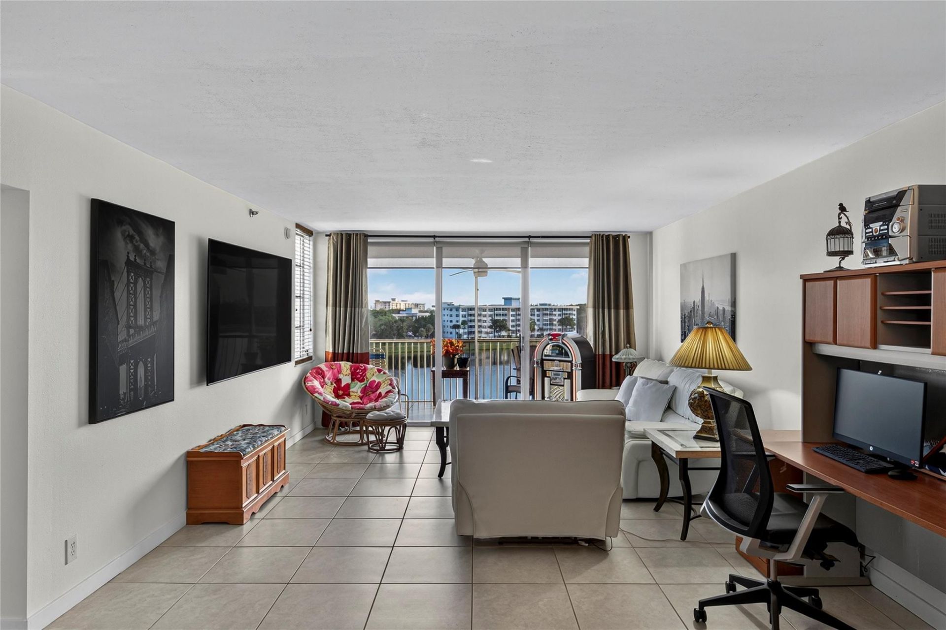 2900 N Course Drive, Unit 607, Pompano Beach, FL 33069 Photo