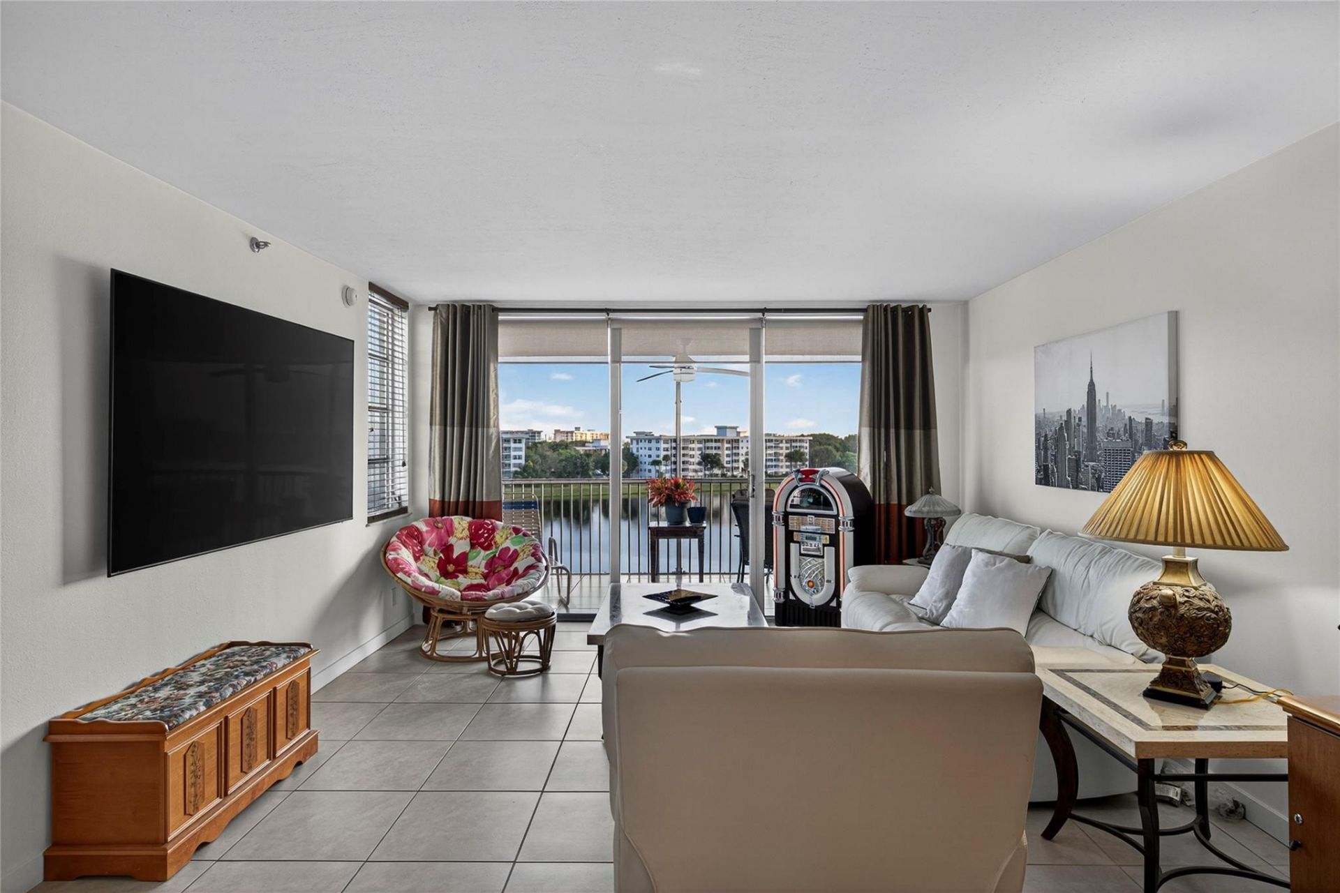 2900 N Course Drive, Unit 607, Pompano Beach, FL 33069 Photo