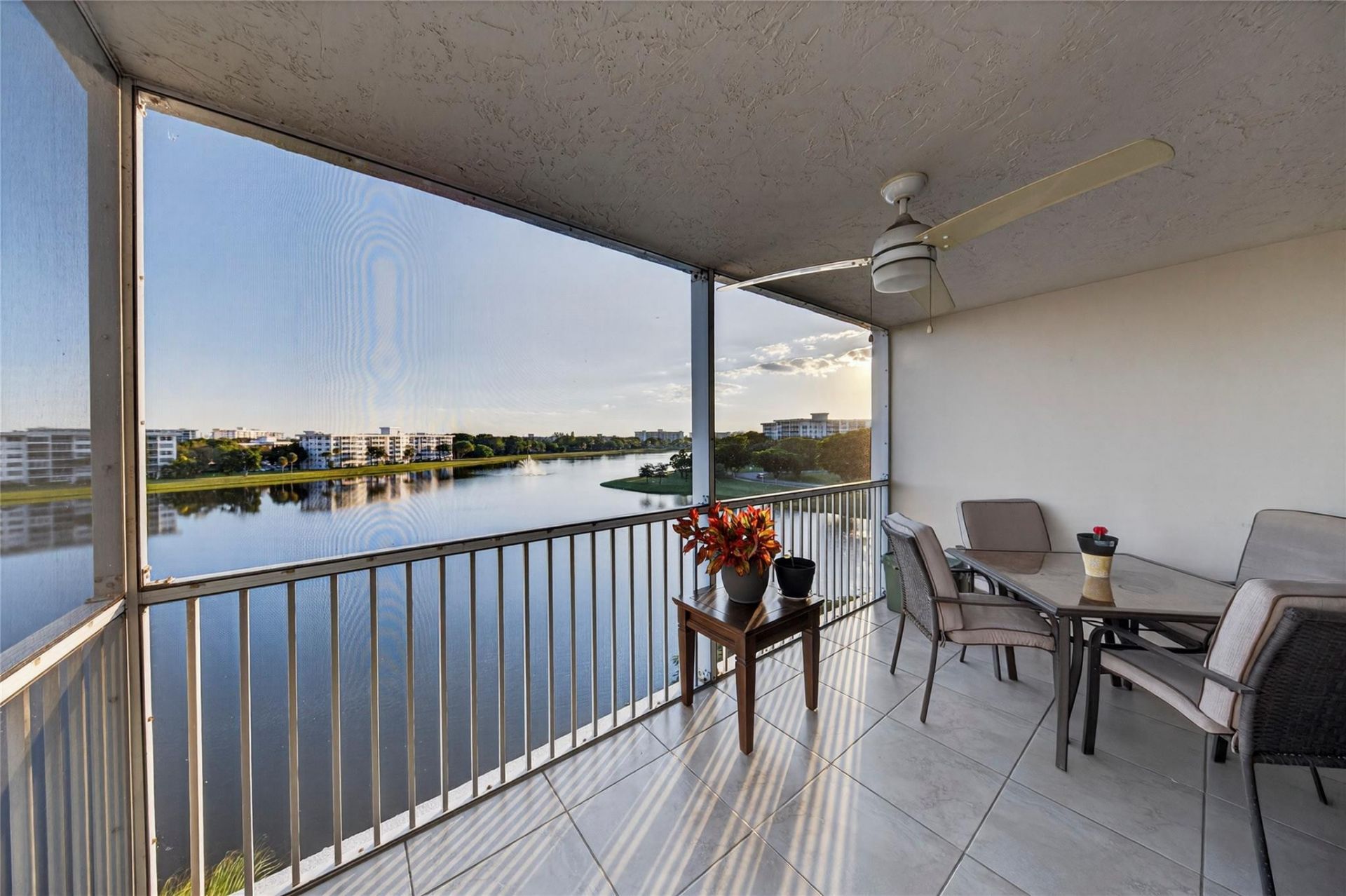 2900 N Course Drive, Unit 607, Pompano Beach, FL 33069 Photo