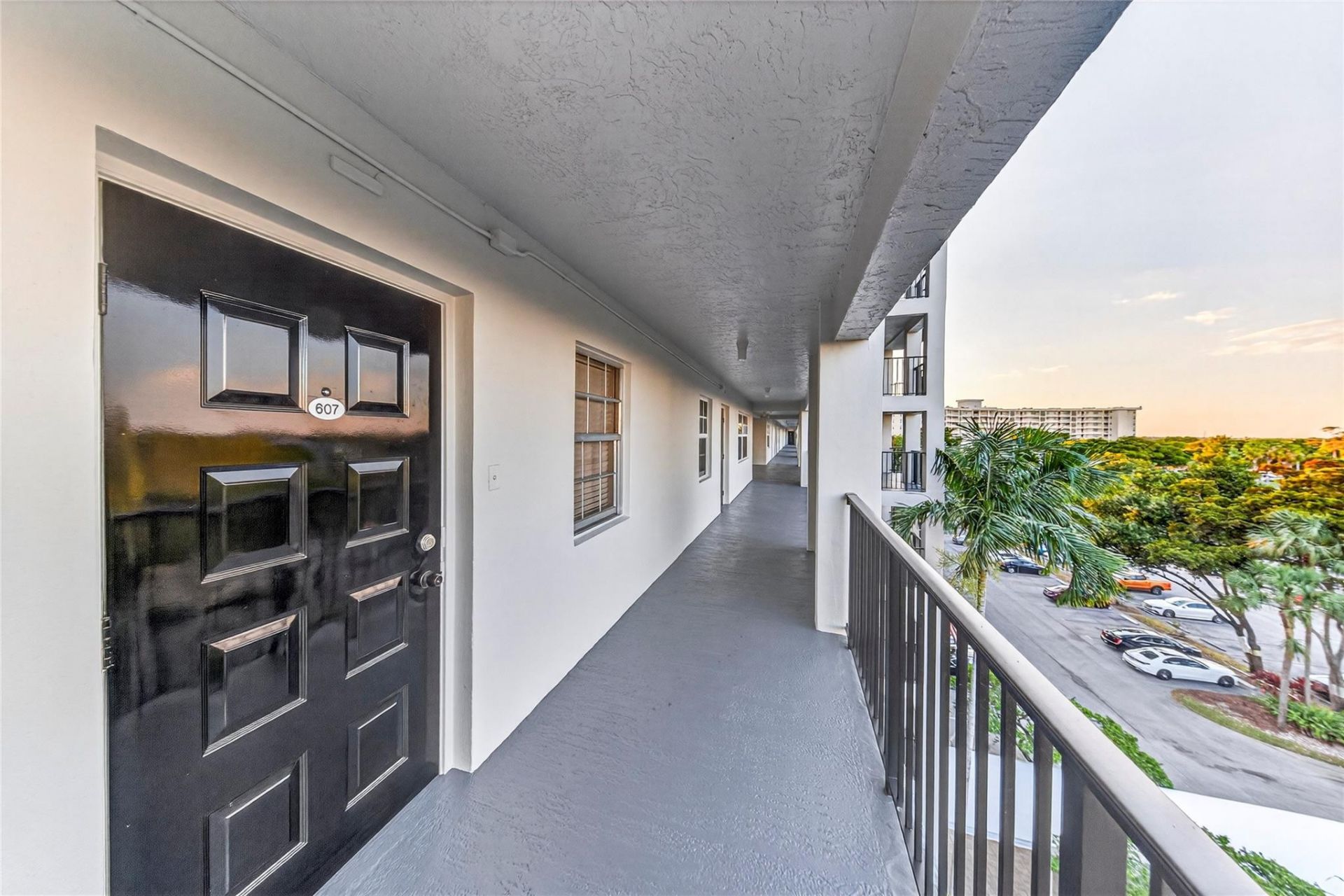 2900 N Course Drive, Unit 607, Pompano Beach, FL 33069 Photo