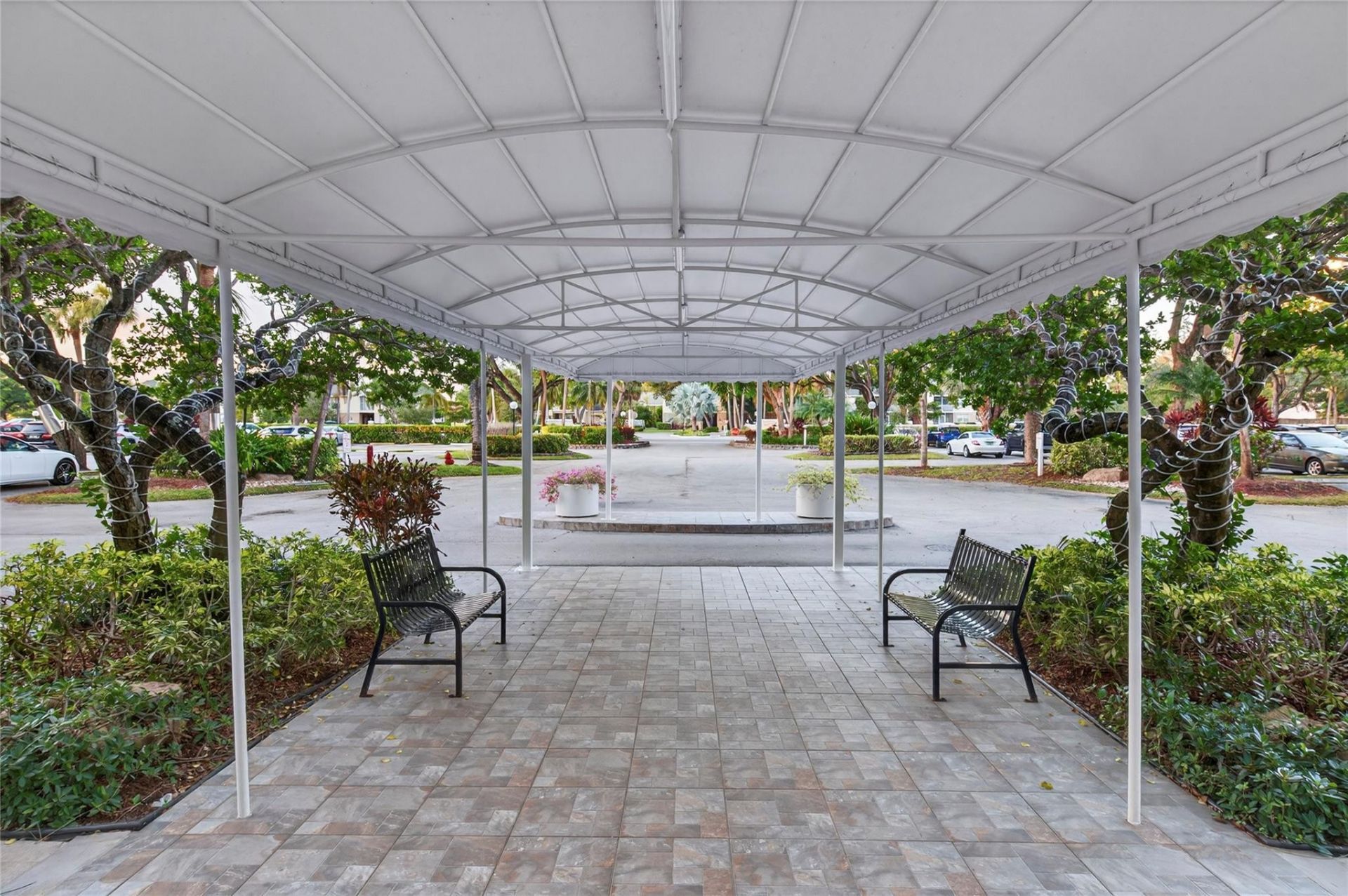 2900 N Course Drive, Unit 607, Pompano Beach, FL 33069 Photo