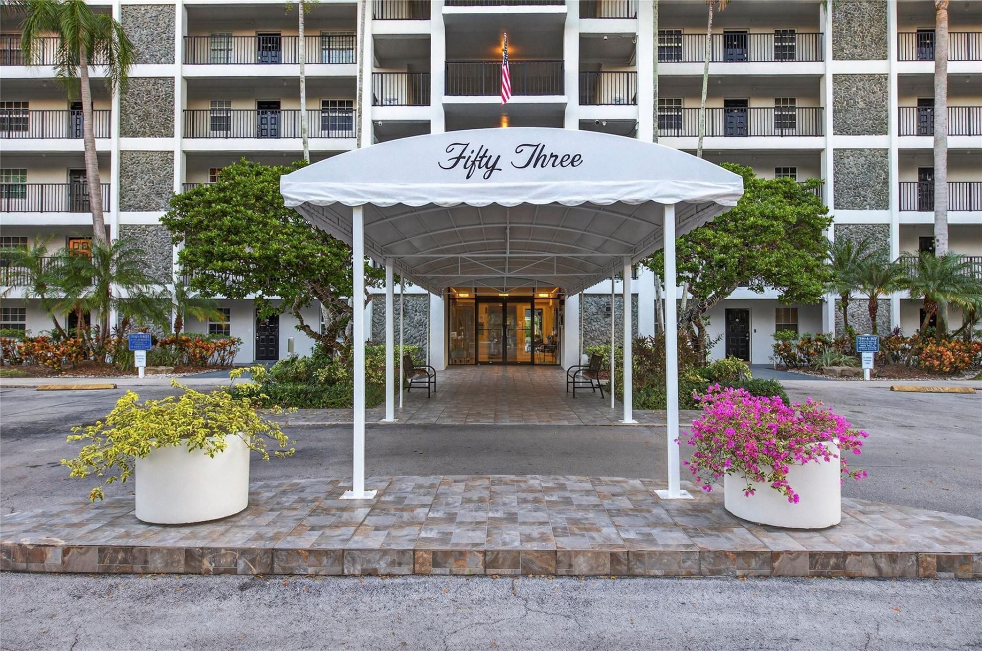 2900 N Course Drive, Unit 607, Pompano Beach, FL 33069 Photo