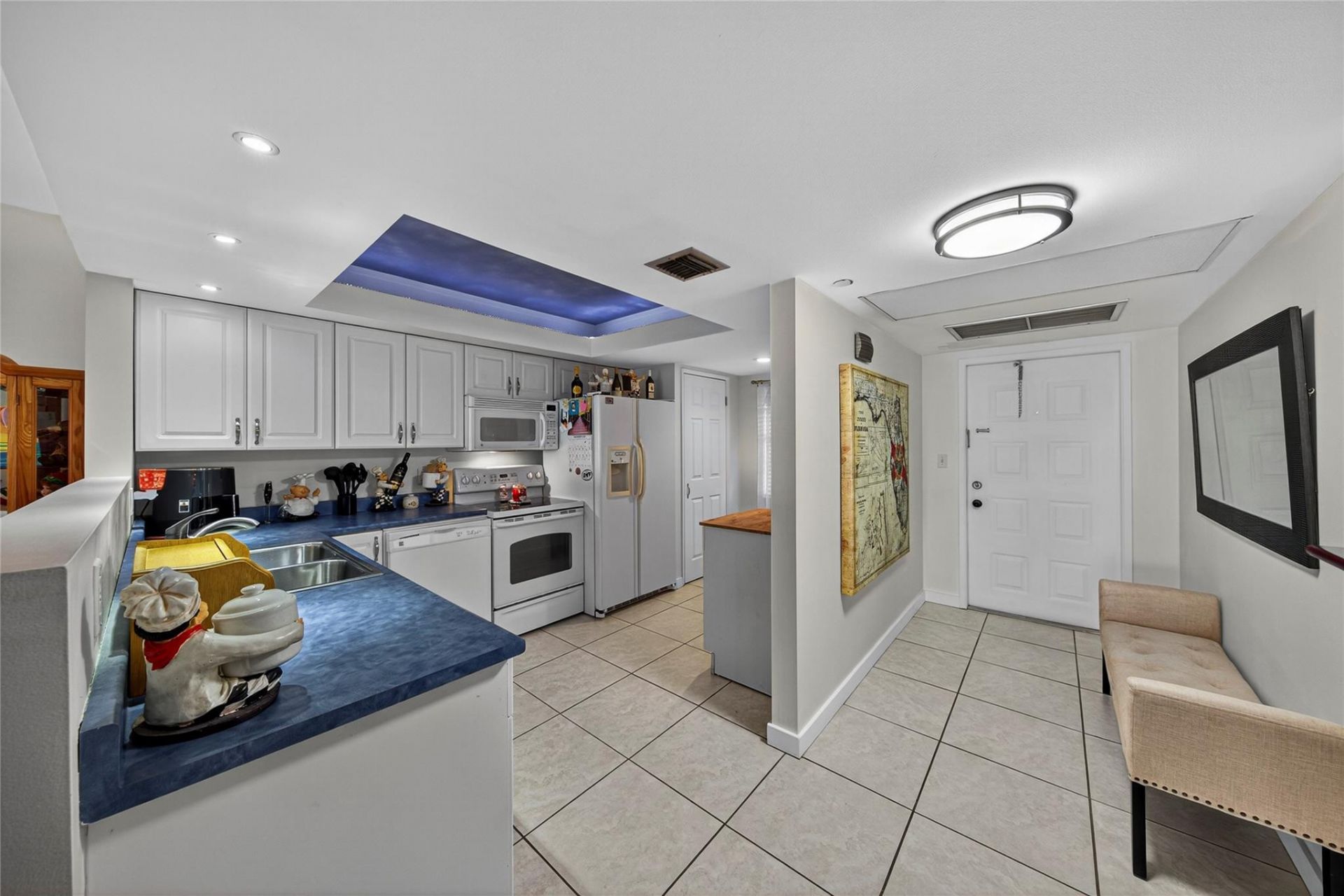 2900 N Course Drive, Unit 607, Pompano Beach, FL 33069 Photo