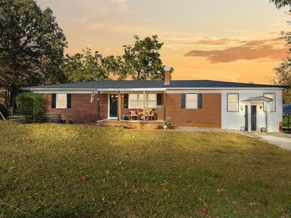 612 Reeder Road, Seagrove, NC 27341