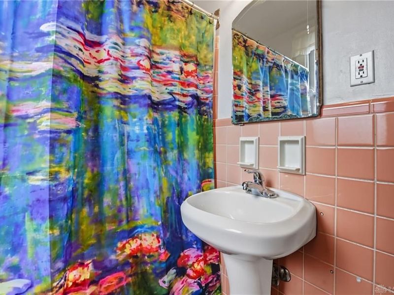 2724 Markbreit Avenue, Cincinnati, OH 45209 Photo 9