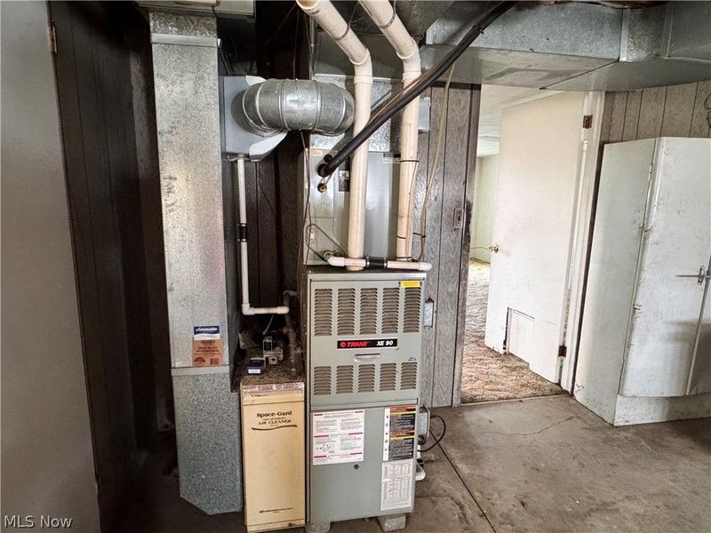 60945 Sandy Ridge Road, Barnesville, OH 43713 Photo 24