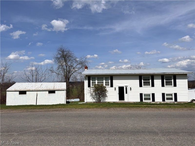 60945 Sandy Ridge Road, Barnesville, OH 43713 Photo 5