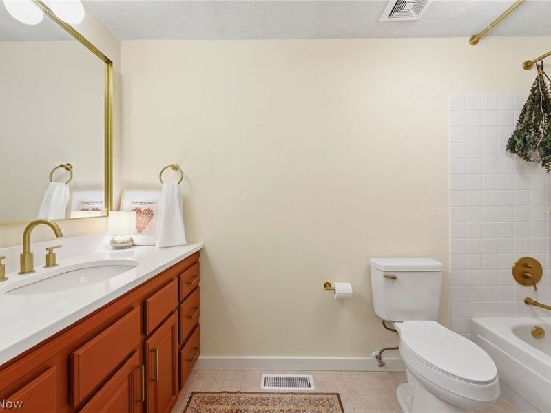 10172 Old Orchard Drive, Brecksville, OH 44141 Photo 28