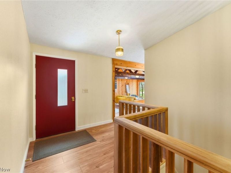 10172 Old Orchard Drive, Brecksville, OH 44141 Photo 4