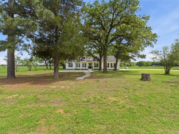 1145 W County Road 415, Lexington, TX 78947