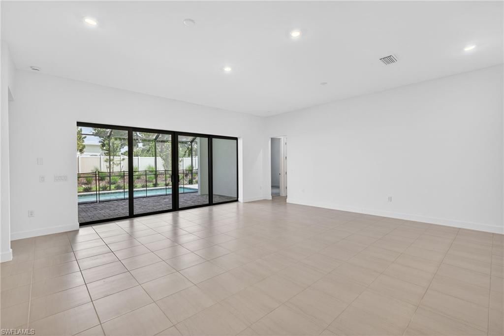 24605 Marina Del Ray Dr, Bonita Springs, FL 34135 Photo