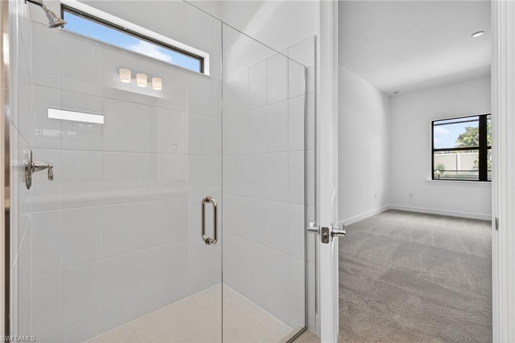 24605 Marina Del Ray Dr, Bonita Springs, FL 34135 Photo