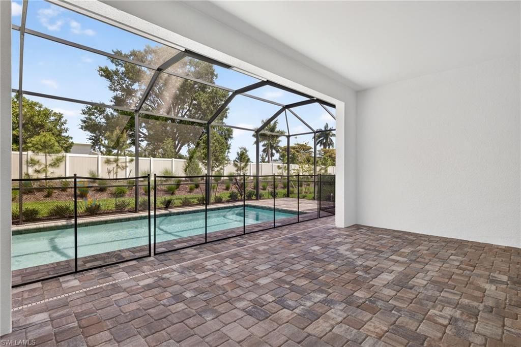 24605 Marina Del Ray Dr, Bonita Springs, FL 34135 Photo