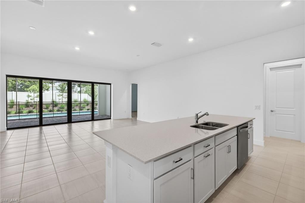 24605 Marina Del Ray Dr, Bonita Springs, FL 34135 Photo