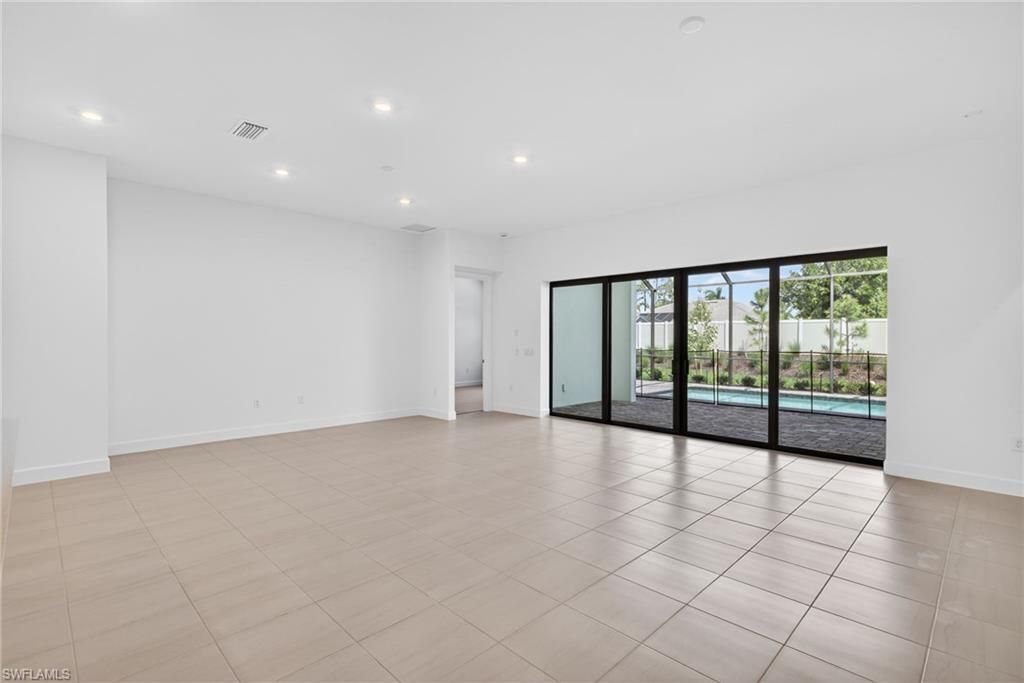 24605 Marina Del Ray Dr, Bonita Springs, FL 34135 Photo