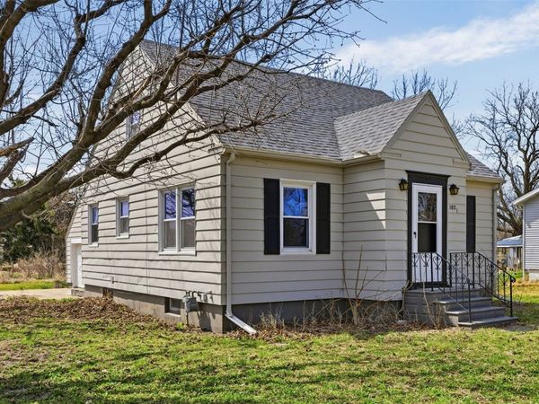 1801 Wilson Avenue SW, Cedar Rapids, IA 52404