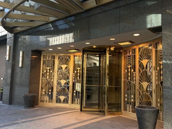 111 E Chestnut Street , Unit 17E, Chicago, IL 60611