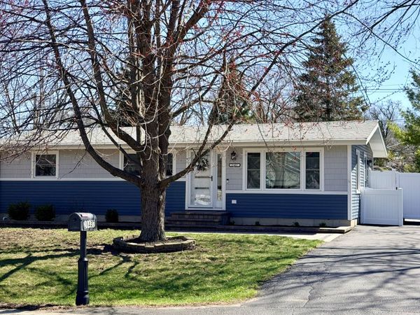 21437 W Engle Drive , Lake Villa, IL 60046