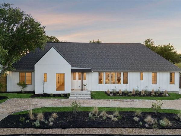 11131 Hillcrest Road, Dallas, TX 75230