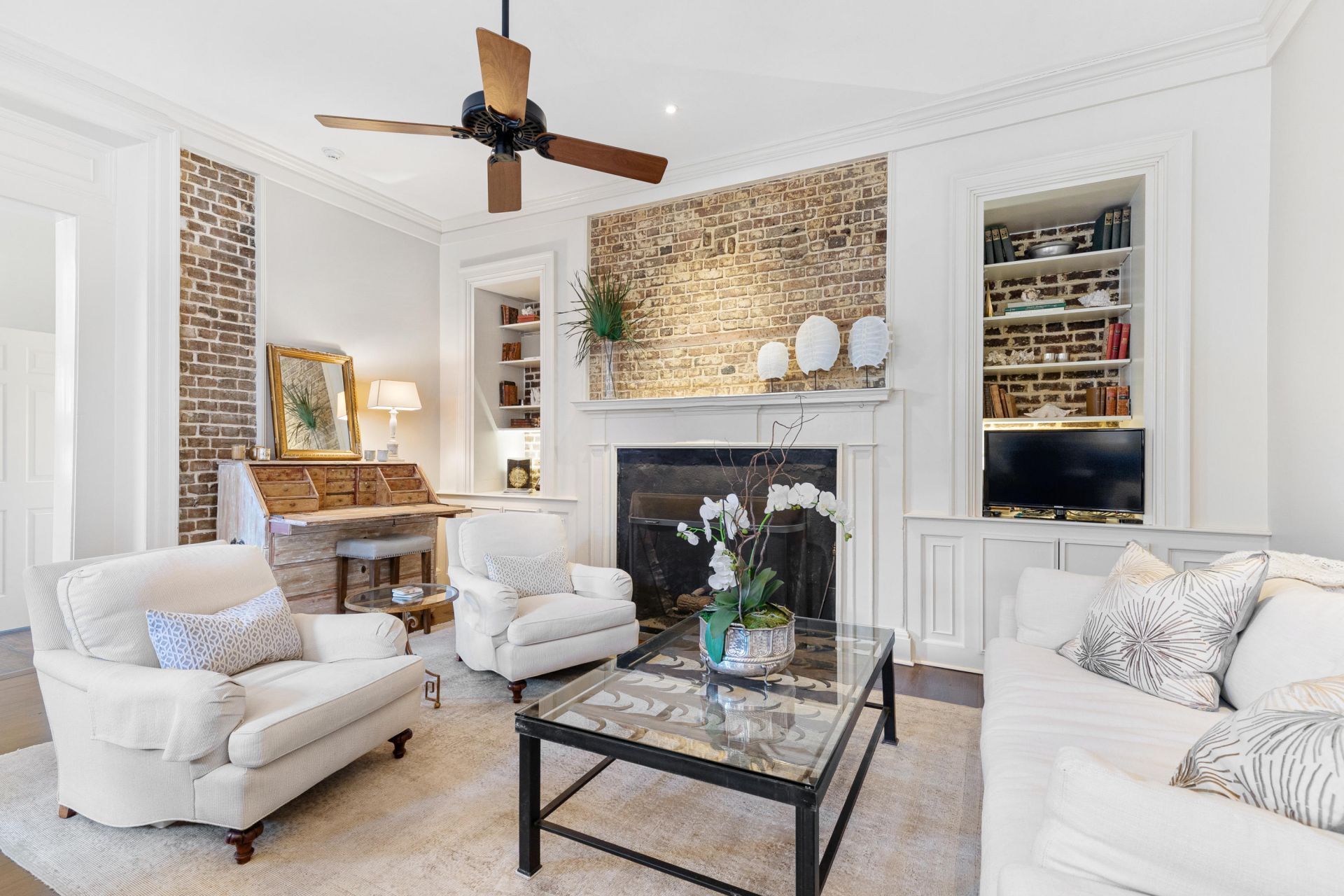 87 East Bay Street Photo 10