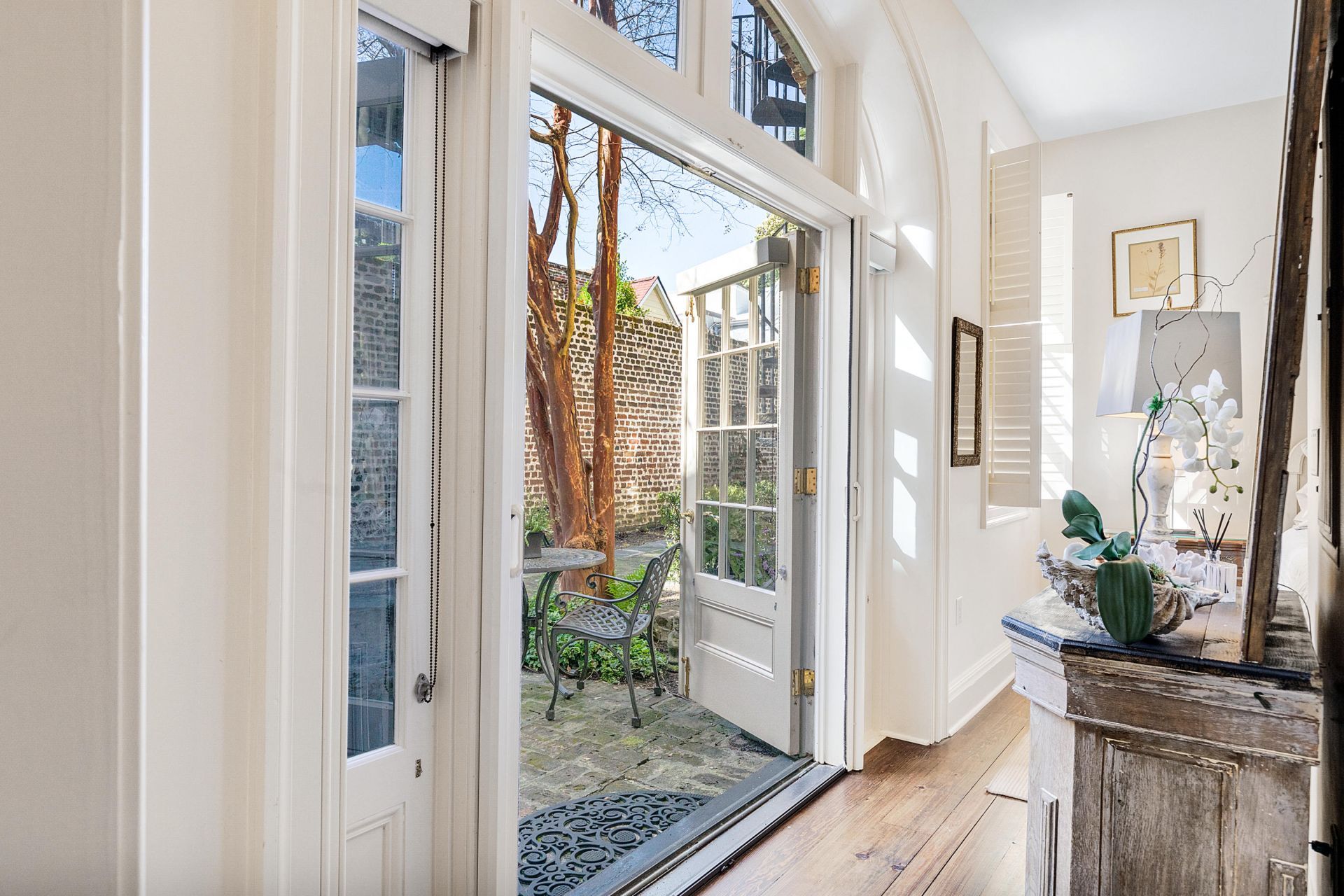 87 East Bay Street Photo 38