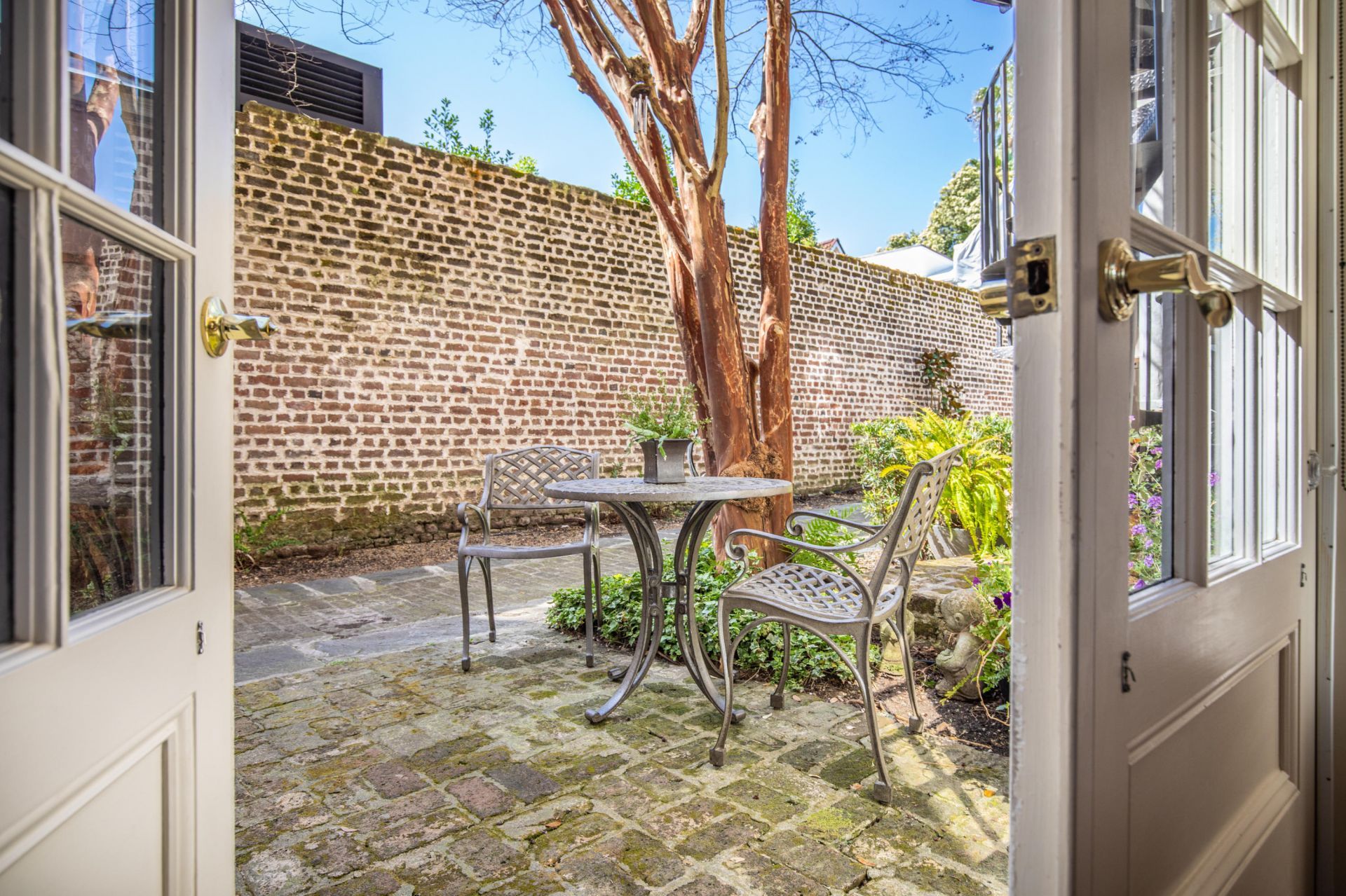 87 East Bay Street Photo 39