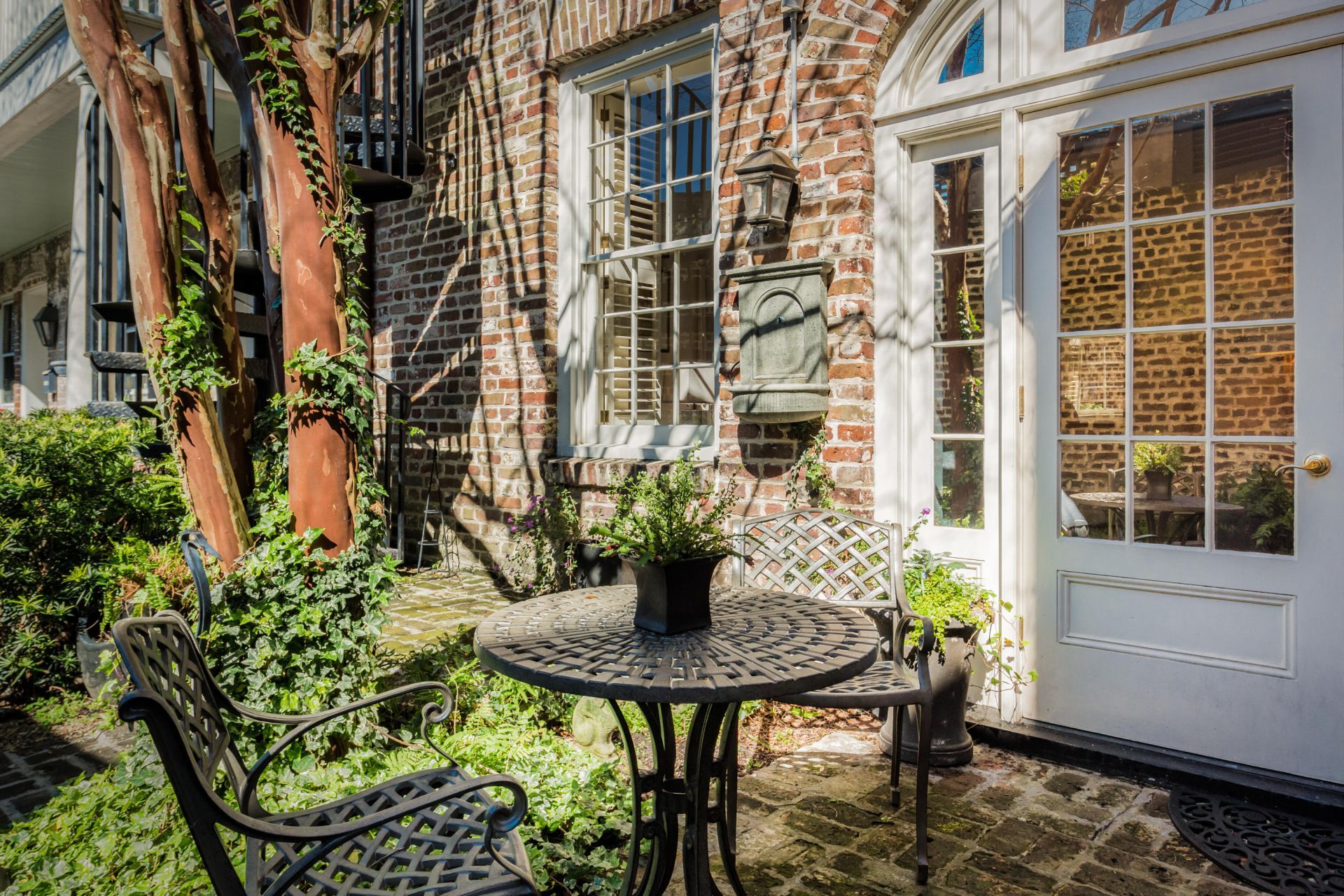 87 East Bay Street Photo 49