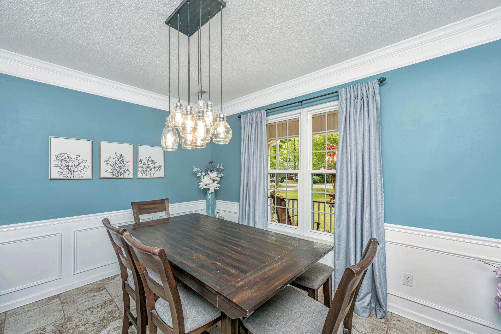 106 Lee Street Photo 11