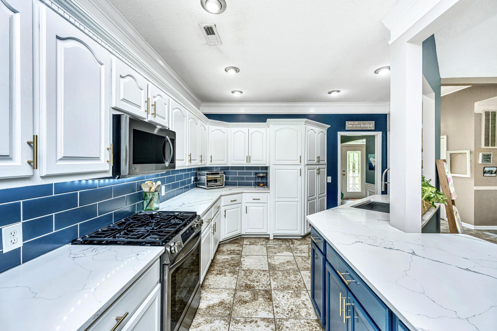 106 Lee Street Photo 21