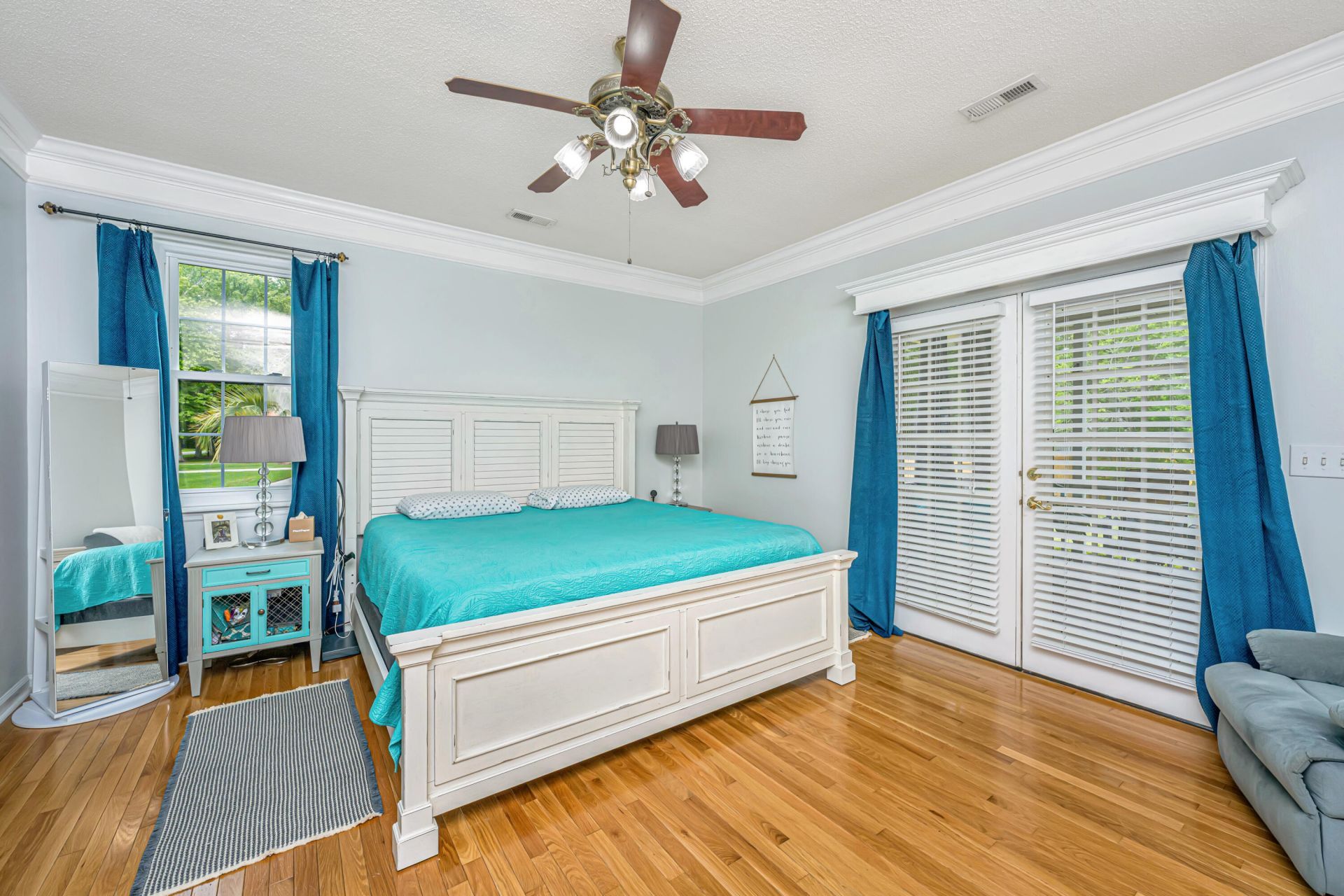 106 Lee Street Photo 24