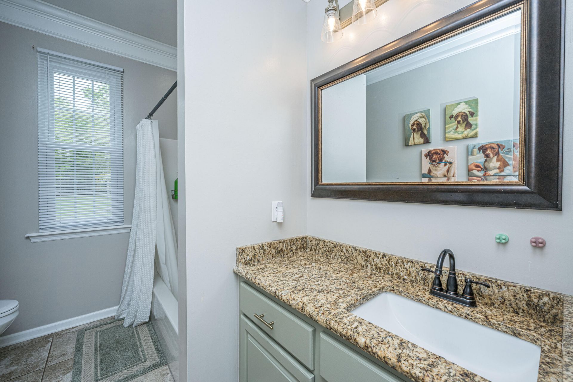 106 Lee Street Photo 32