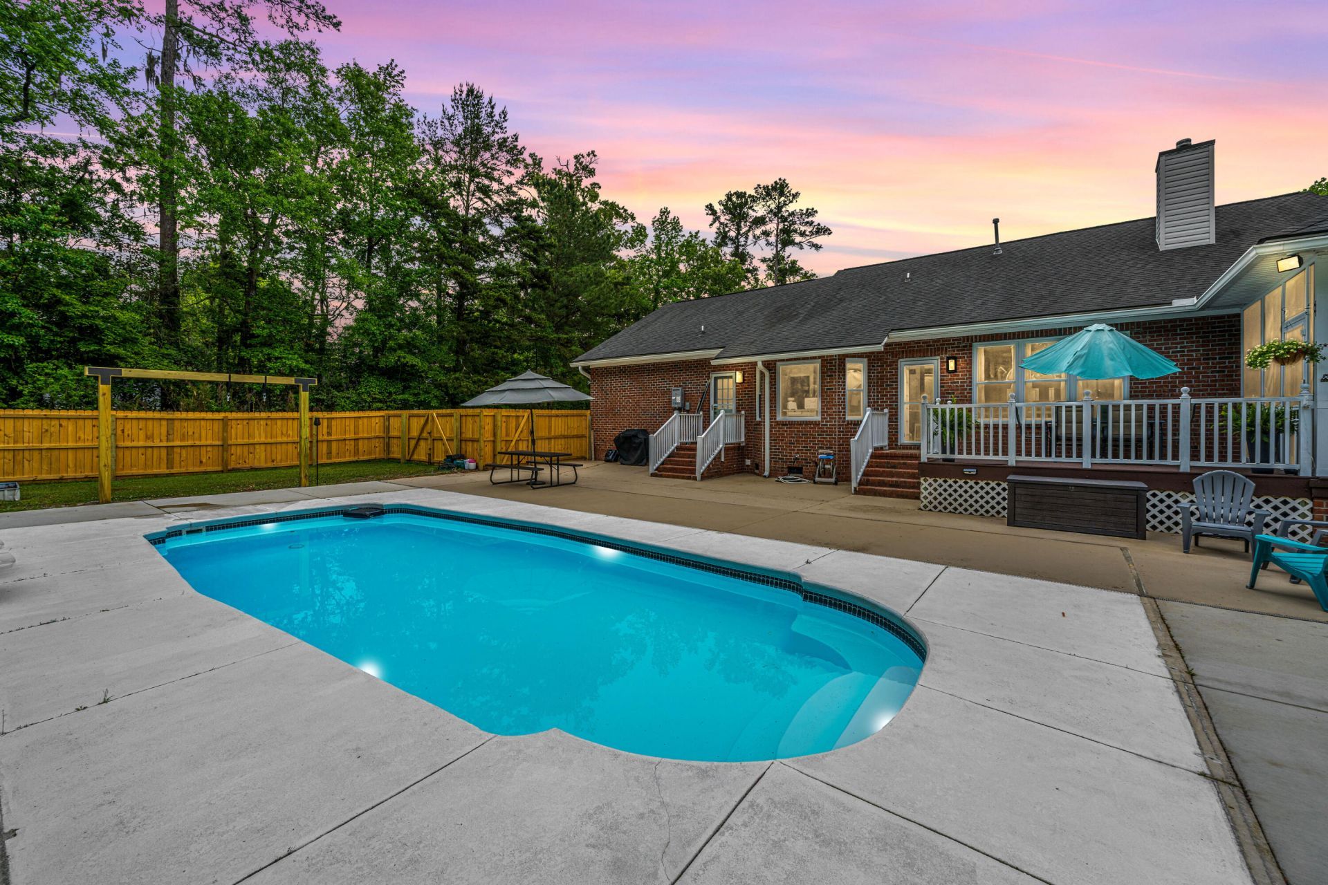 106 Lee Street Photo 40