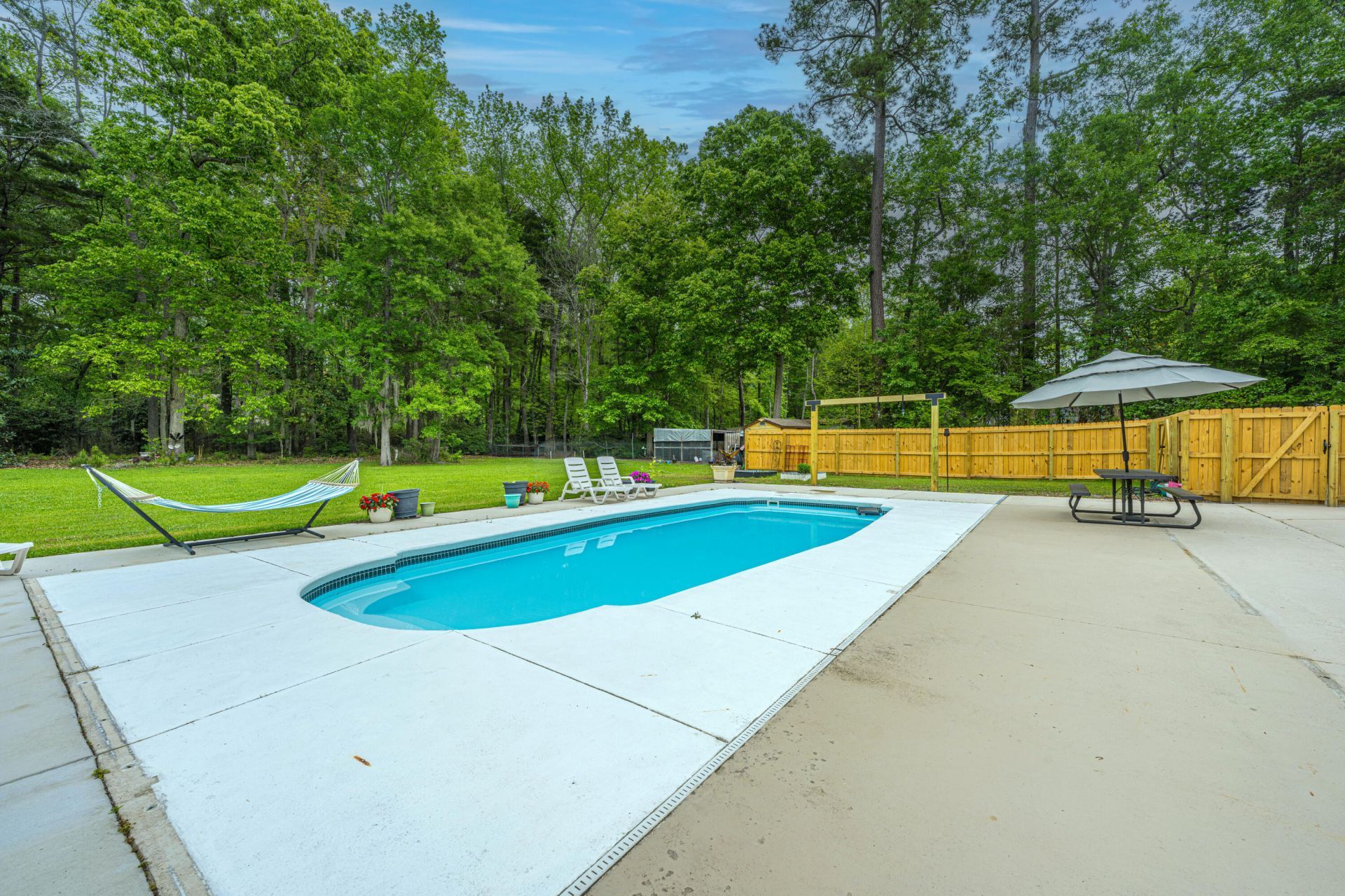 106 Lee Street Photo 45