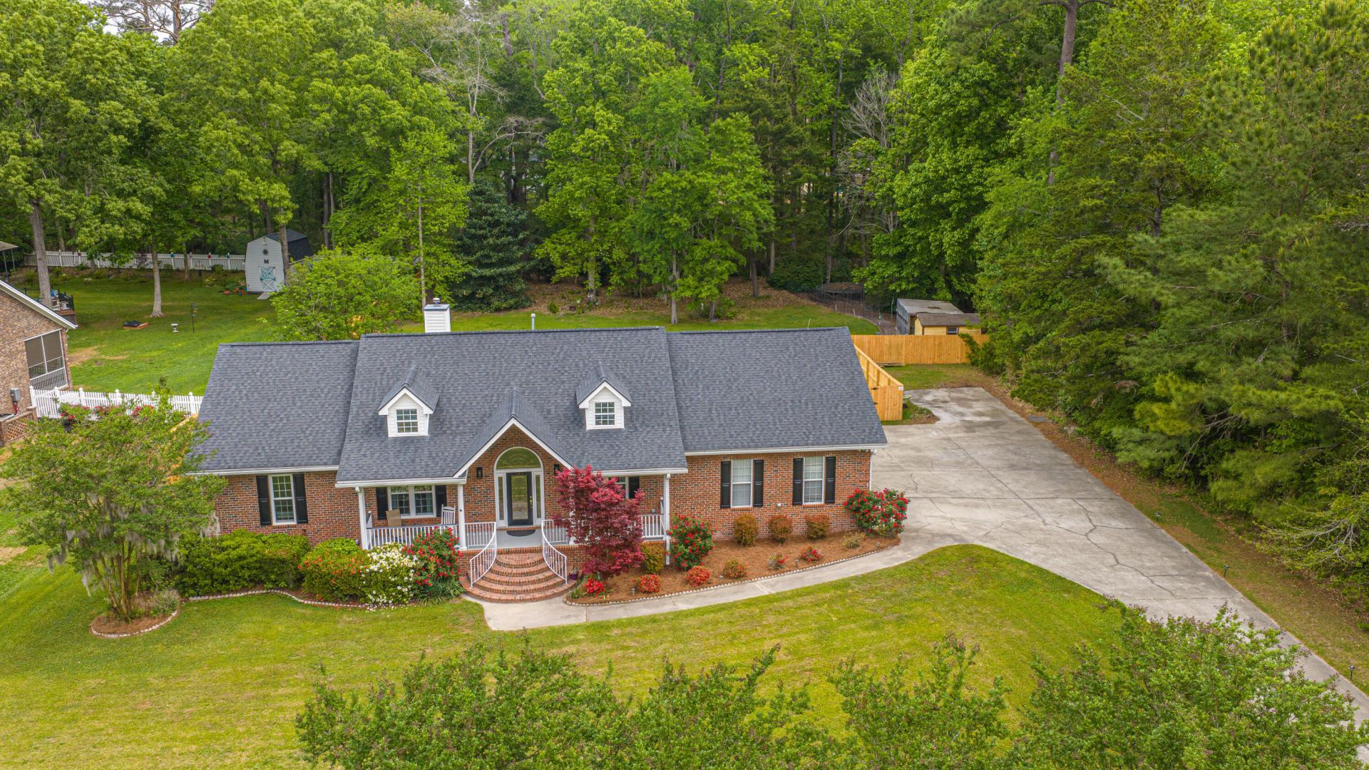 106 Lee Street Photo 54