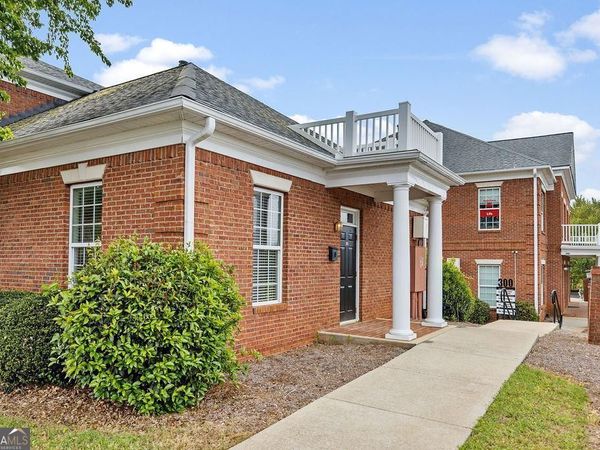 3440 Blue Springs Road NW, Unit 102, Kennesaw, GA 30144