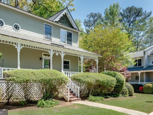 1433 Cambridge Common, Decatur, GA 30033