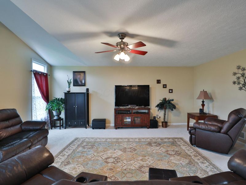 641 Meadows Drive, Delaware, OH 43015 Photo 11