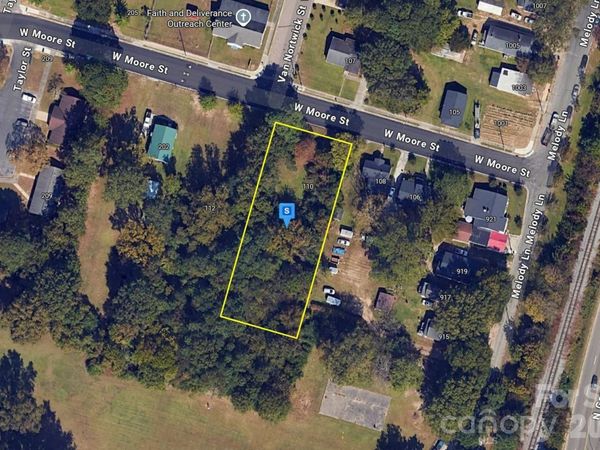 110 W Moore Street, Greenville, NC 27834