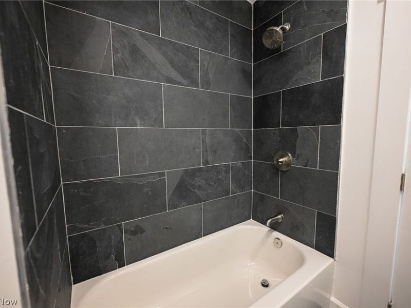 2221 E 97th Street, Cleveland, OH 44106 Photo 24