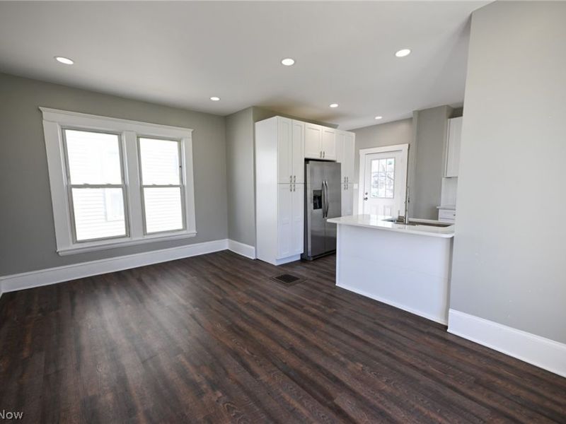 2221 E 97th Street, Cleveland, OH 44106 Photo 9