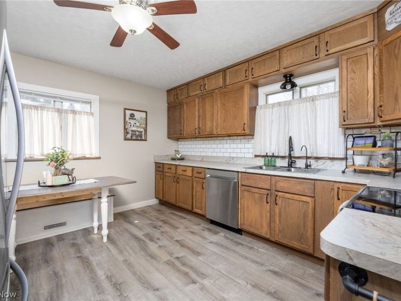 12971 Doylestown Road, Rittman, OH 44270 Photo 6