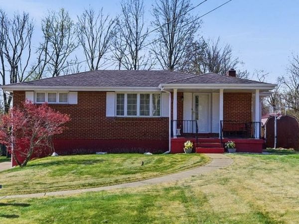 6437 Willem Drive, Finleyville, PA 15332